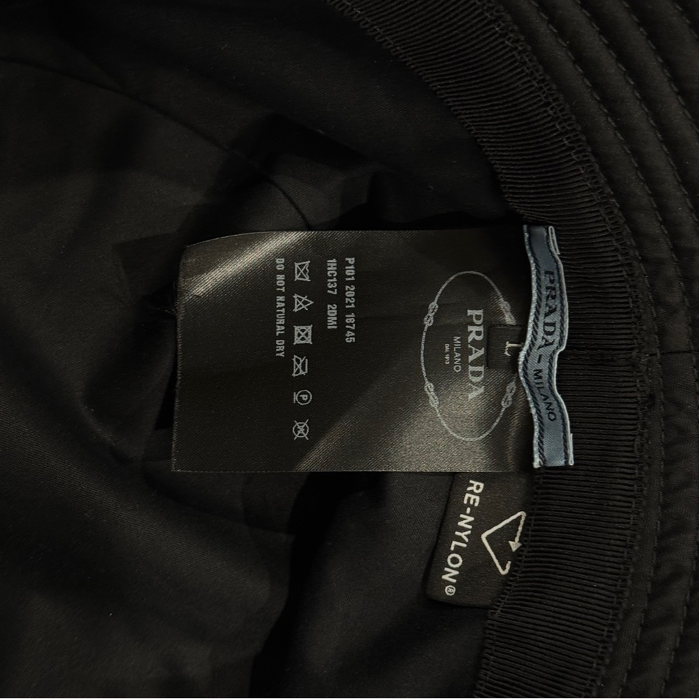Prada Re-Nylon Black Logo Bucket Hat - Picture 5 of 9